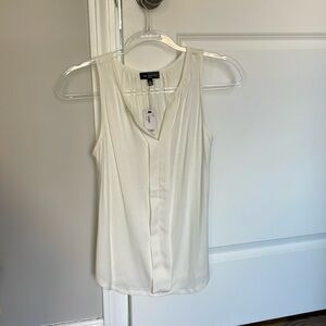 White short sleeve dressy blouse